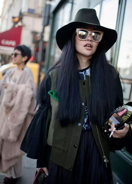 秋冬就得學(xué)會(huì)帽子搭配 秋冬就得學(xué)會(huì)帽子搭配