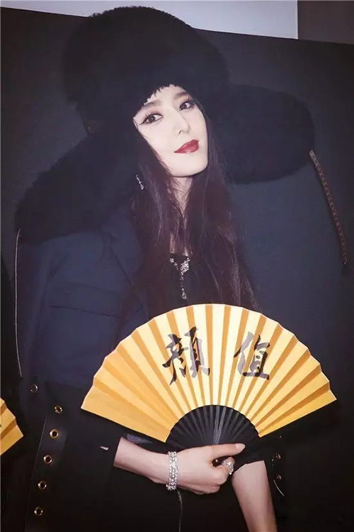 冬天帽子與發(fā)型怎么搭？保持不亂有絕招