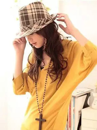 不再老土嚴(yán)冬帽子戴出花樣經(jīng) 不再老土嚴(yán)冬帽子戴出花樣經(jīng)