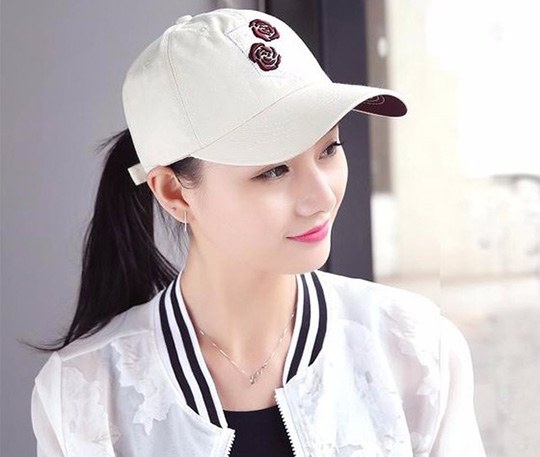 美麗的帽子，帶給你不一樣的春天